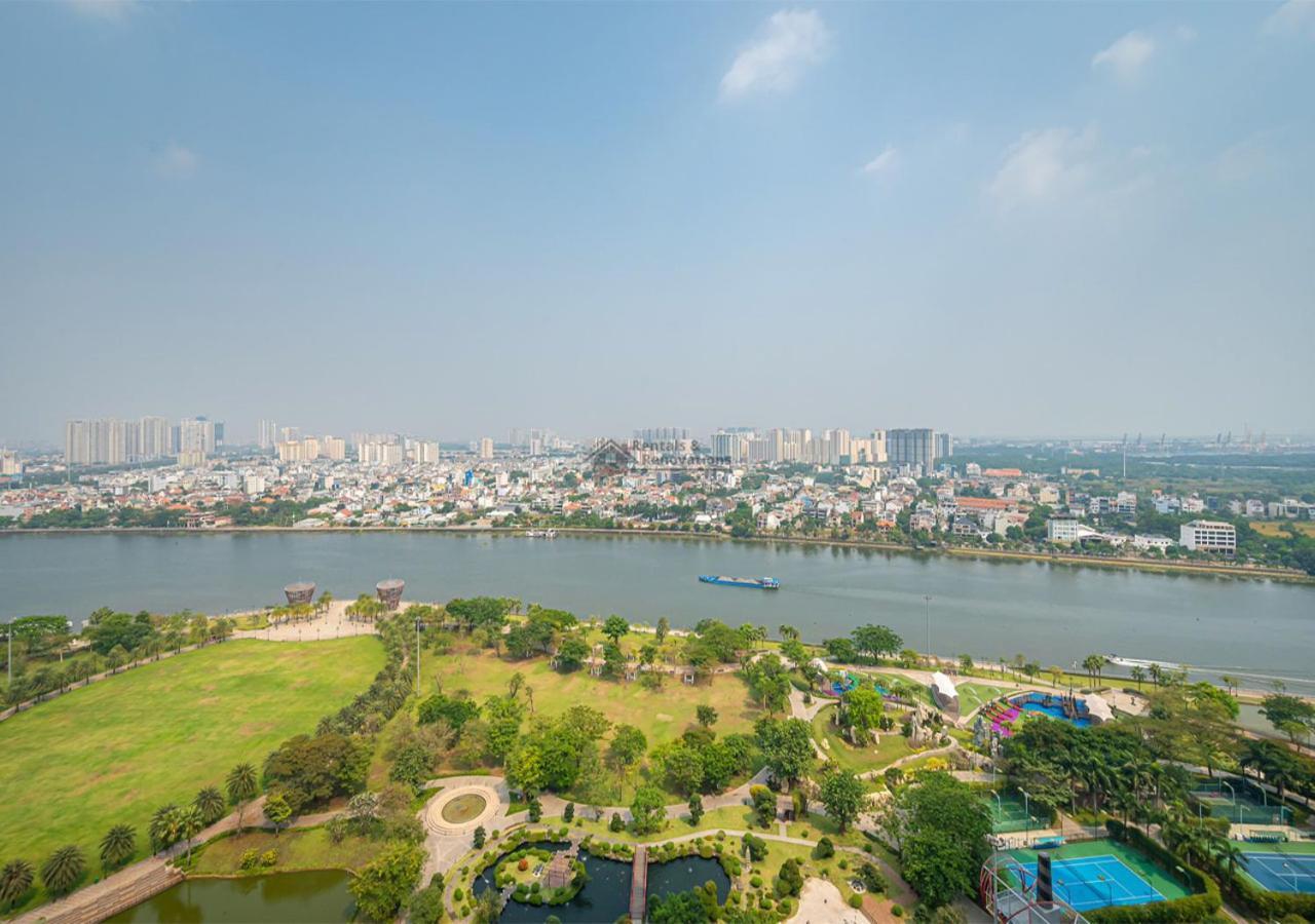 The Vinhomes Central Park Apartments - The Buildings Surrounding Landmark 81 Ho Chi Minh-stad Buitenkant foto